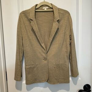 Nordstrom Summer jacket. Worn twice. No sign of wear.
